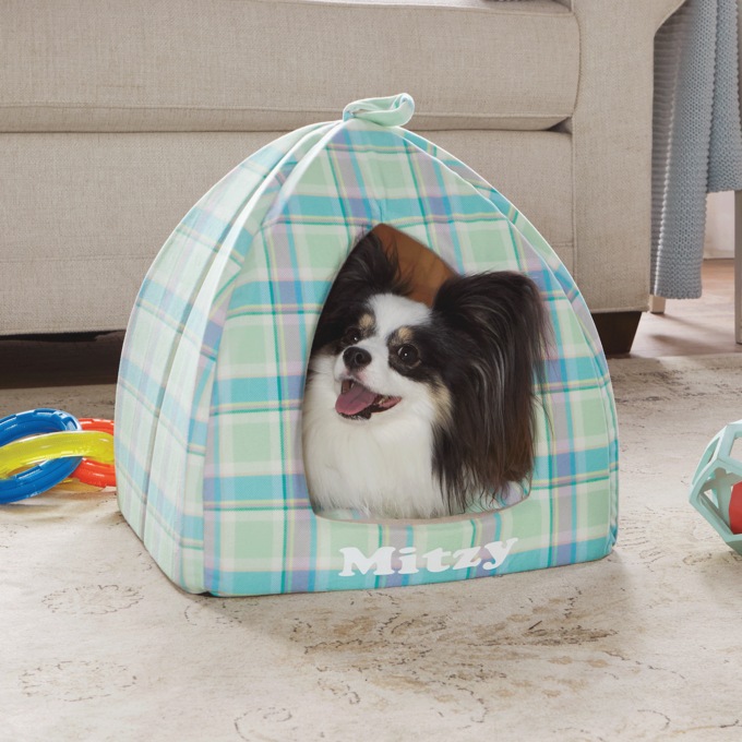 Cozy Pet Cubby, Pastel Plaid, large