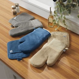 Tatum Potholder and Oven Mitt Set , , large